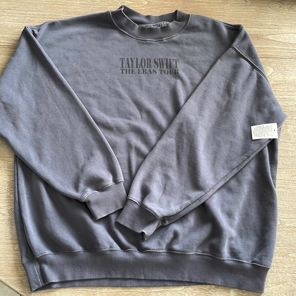 Official Taylor Swift Eras Tour Blue Crewneck | size L